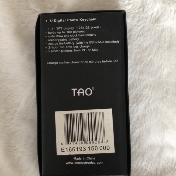 Digital Photo Keychain - Picture 2 of 2